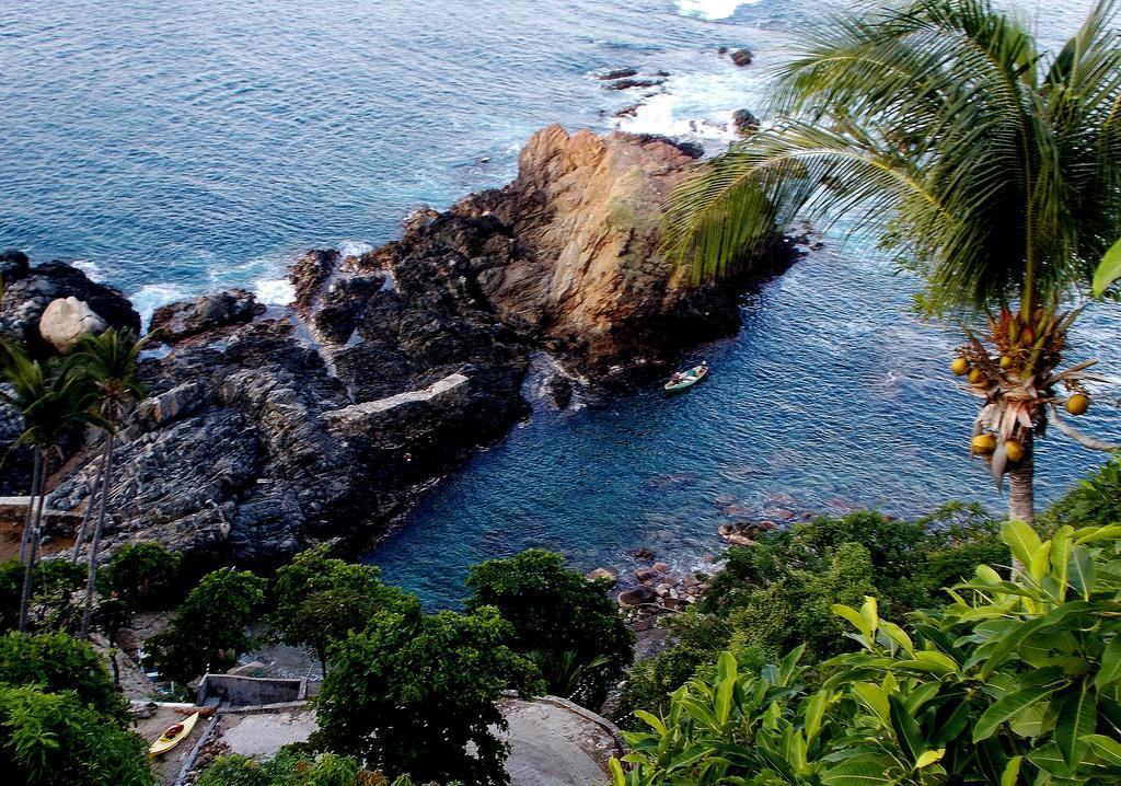 Hotel Cocos Camp Acapulco Exterior foto