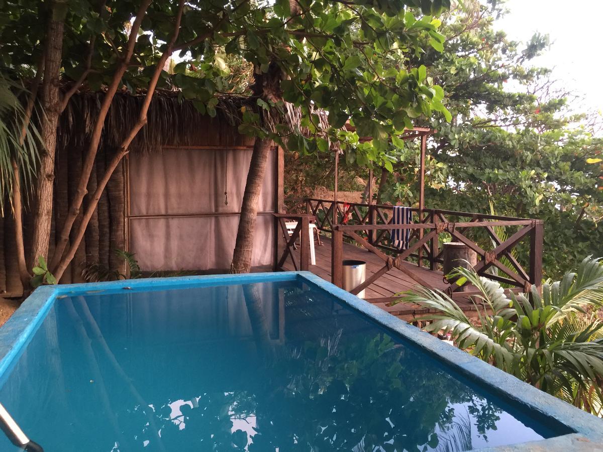 Hotel Cocos Camp Acapulco Exterior foto