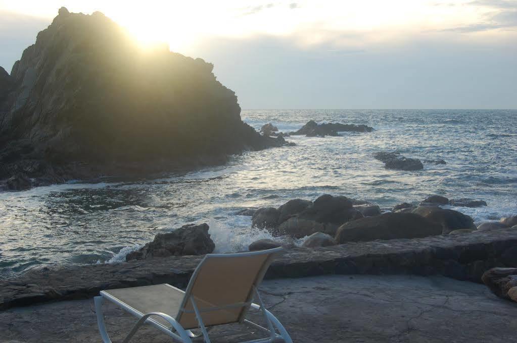Hotel Cocos Camp Acapulco Exterior foto